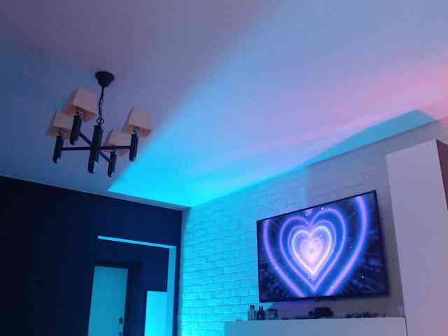 Jade-Lumin webcam