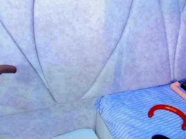 JuliethaWhitee webcam
