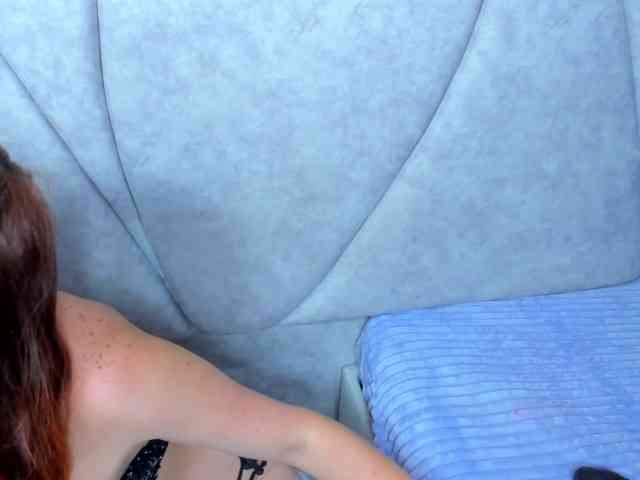 JuliethaWhitee
