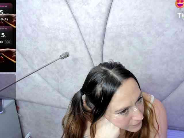 JuliethaWhitee webcam