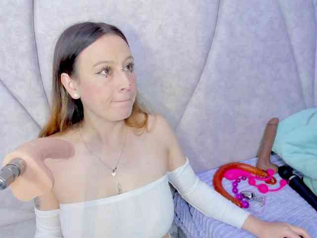 JuliethaWhitee webcam