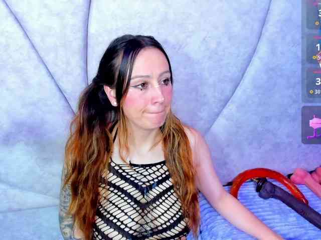 JuliethaWhitee webcam