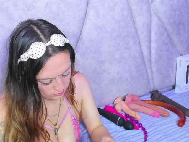 JuliethaWhitee webcam
