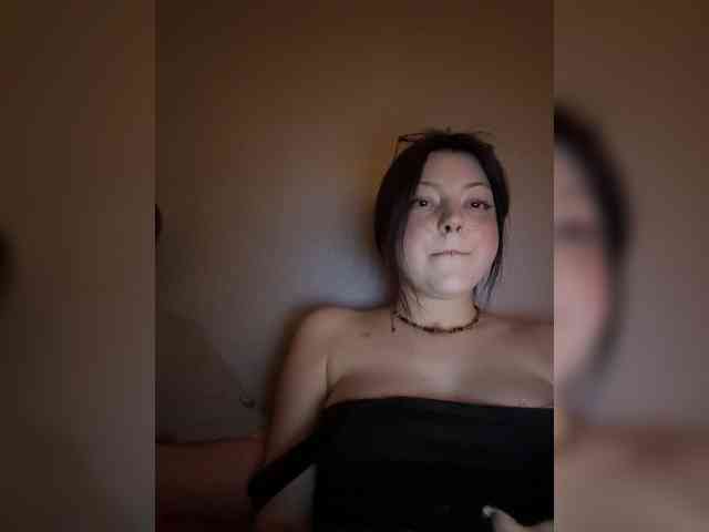 CherryBaby-1 Live Webcam on BongaCams