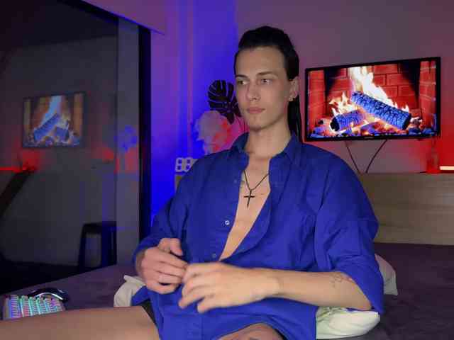 DenBlue Sex Cam Show