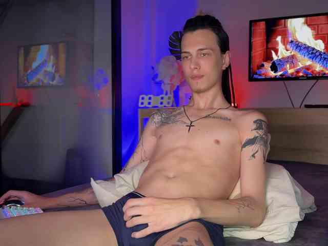 DenBlue Sex Cam Show