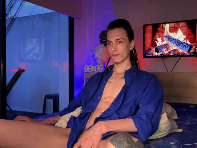 DenBlue Sex Cam Show