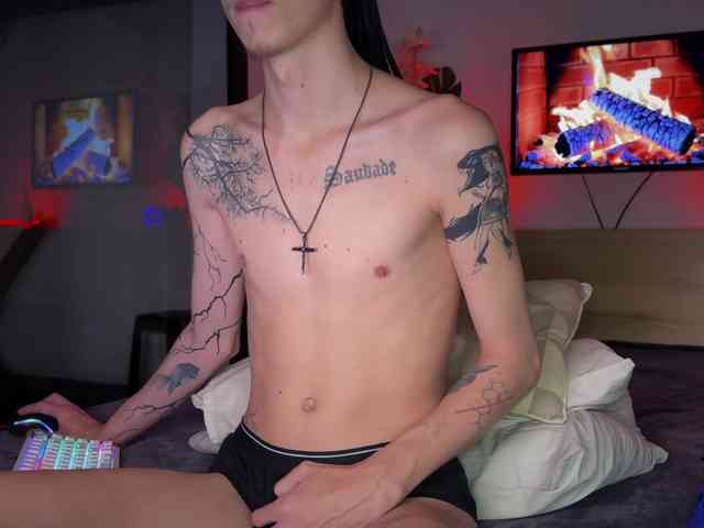 DenBlue Sex Cam Show