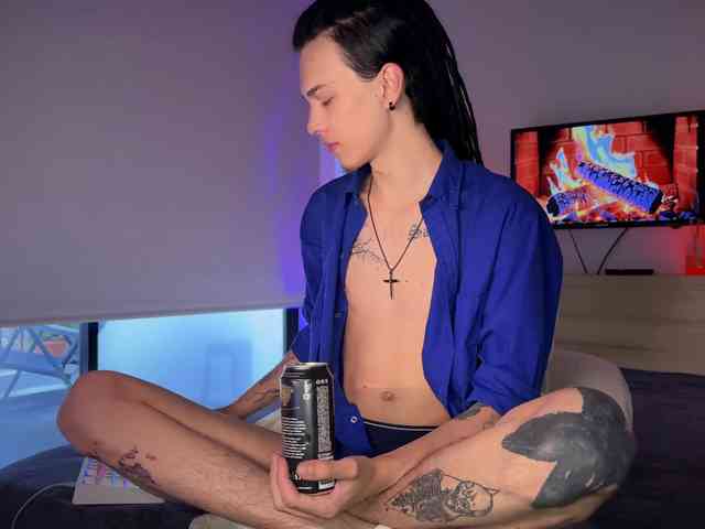 DenBlue Sex Cam Show