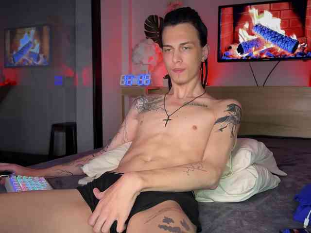 DenBlue Sex Cam Show