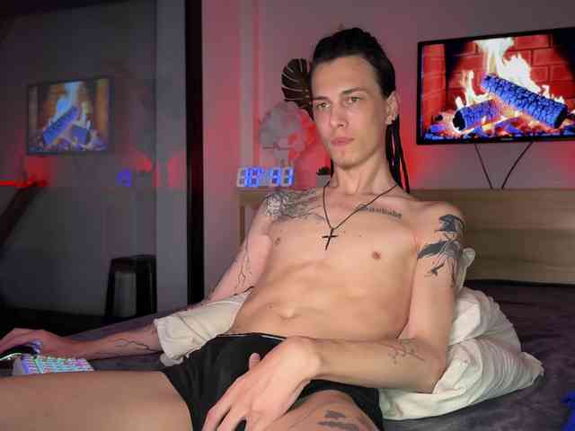 DenBlue Sex Cam Show