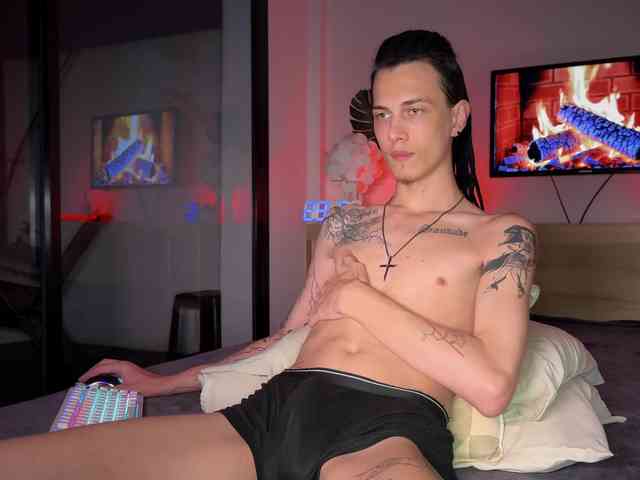 DenBlue Sex Cam Show