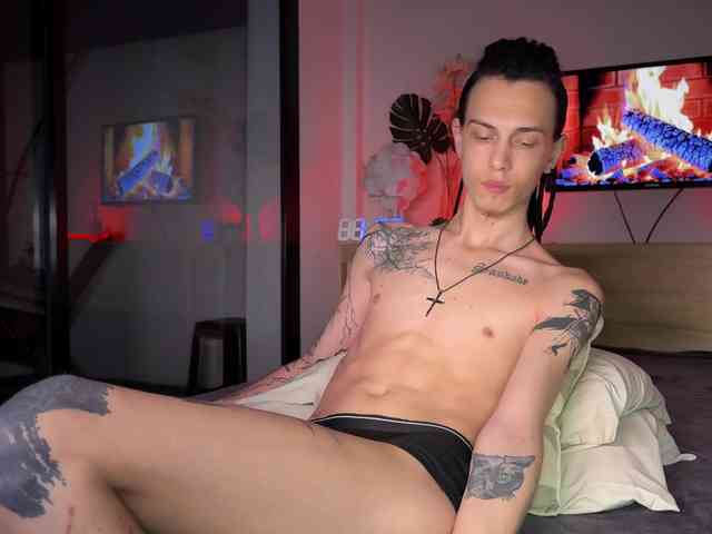 DenBlue Sex Cam Show