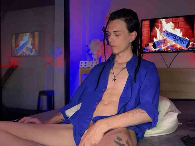 DenBlue Sex Cam Show