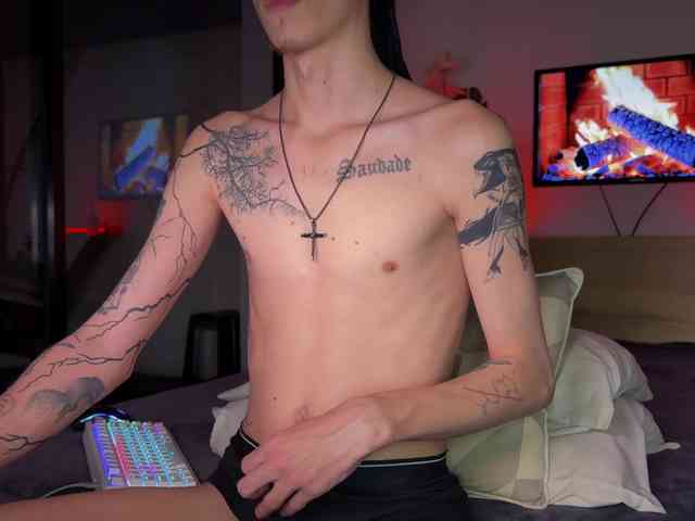 DenBlue Sex Cam Show