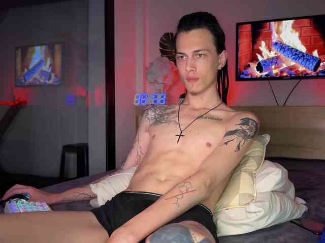 DenBlue Sex Cam Show