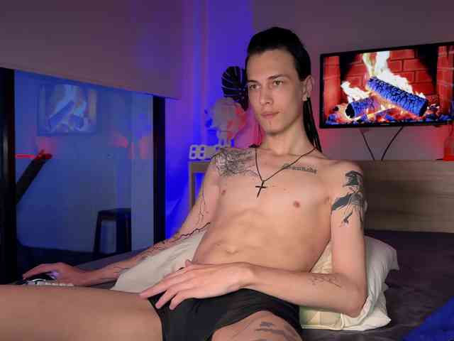 DenBlue Sex Cam Show