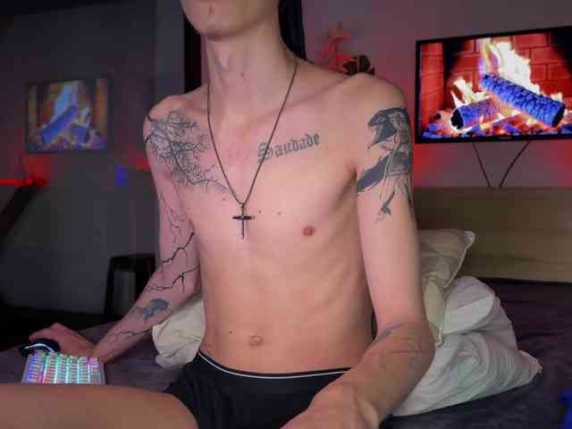 DenBlue Sex Cam Show