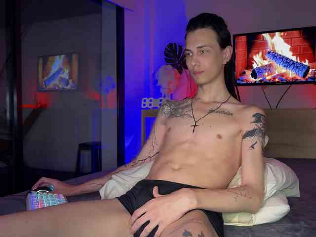 DenBlue Sex Cam Show