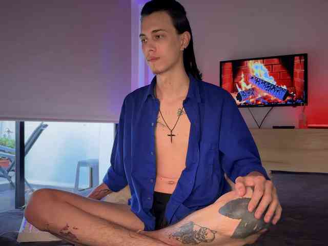 DenBlue Sex Cam Show