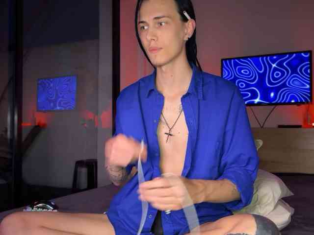 DenBlue Sex Cam Show
