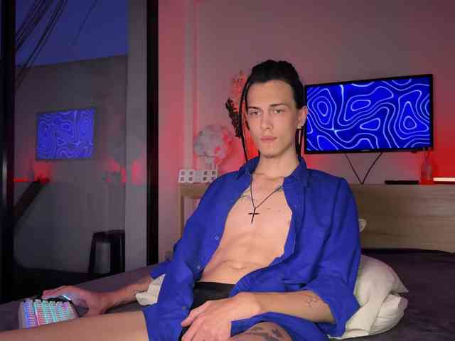 DenBlue Sex Cam Show