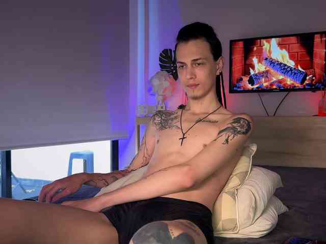 DenBlue Sex Cam Show