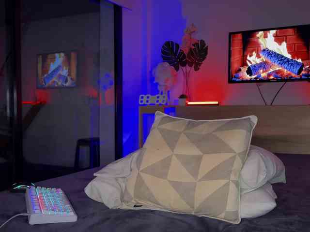 DenBlue Sex Cam Show