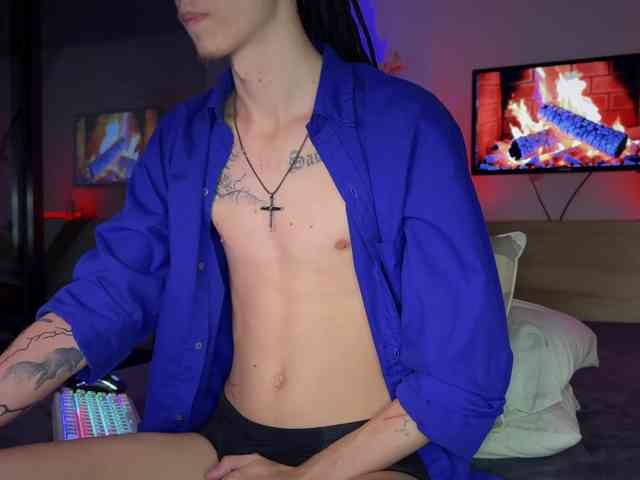 DenBlue Sex Cam Show