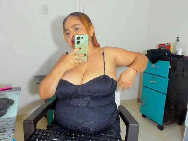 ARIELADALTONN93 webcam