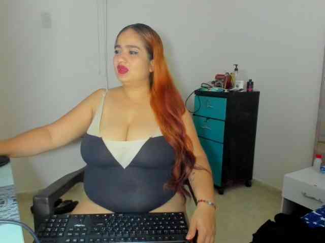 ARIELADALTONN93 webcam