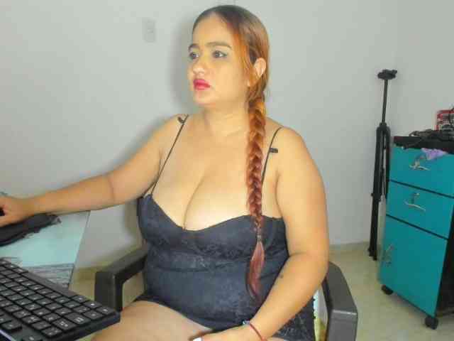 ARIELADALTONN93 webcam