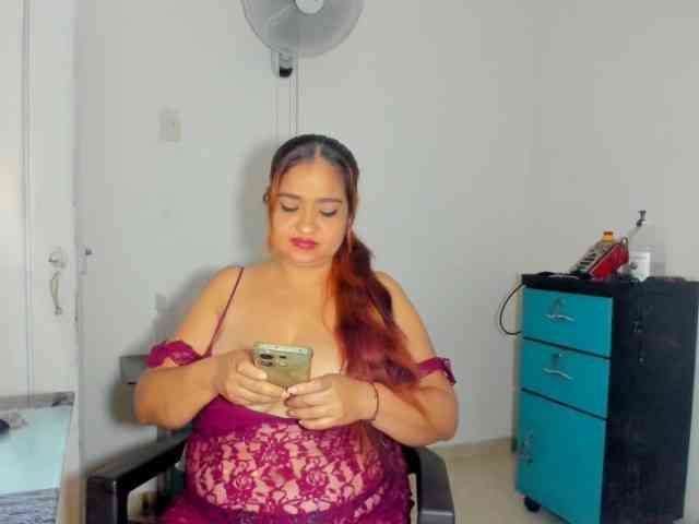 ARIELADALTONN93 webcam