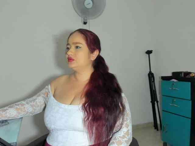 ARIELADALTONN93 webcam