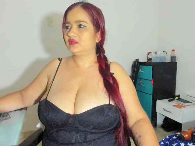 ARIELADALTONN93 webcam
