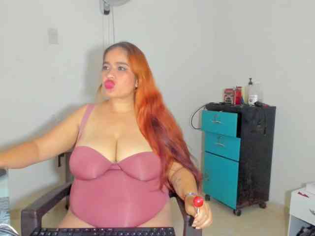 ARIELADALTONN93 webcam