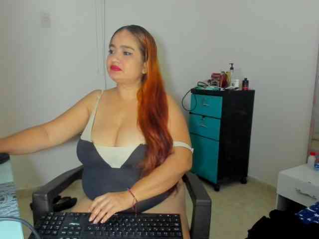 ARIELADALTONN93 webcam