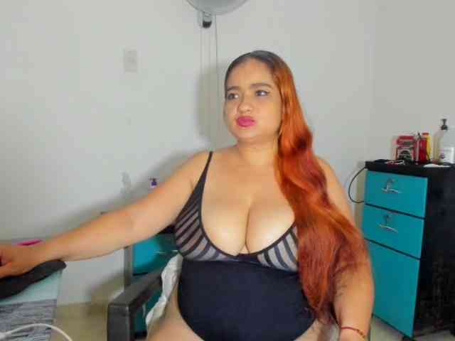 ARIELADALTONN93 webcam
