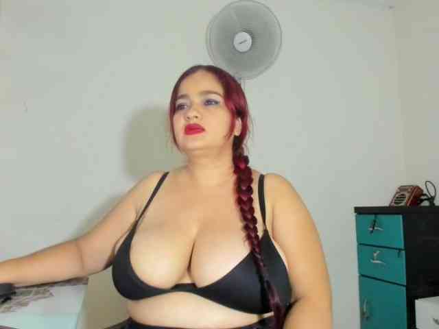 ARIELADALTONN93 webcam