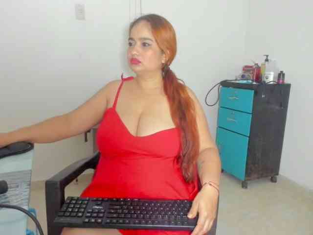 ARIELADALTONN93 webcam