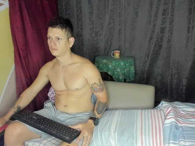 maestre69 live cam on BongaCams