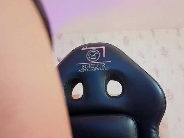 MARIANNA-TAY live cam on BongaCams