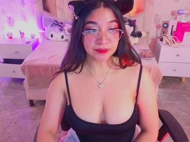 MARIANNA-TAY live cam on BongaCams
