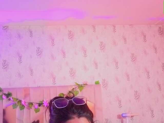 MARIANNA-TAY live cam on BongaCams