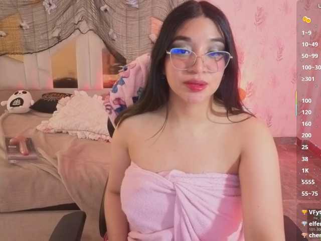 MARIANNA-TAY live cam on BongaCams