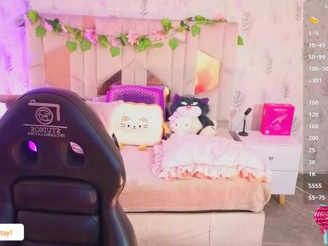 MARIANNA-TAY live cam on BongaCams