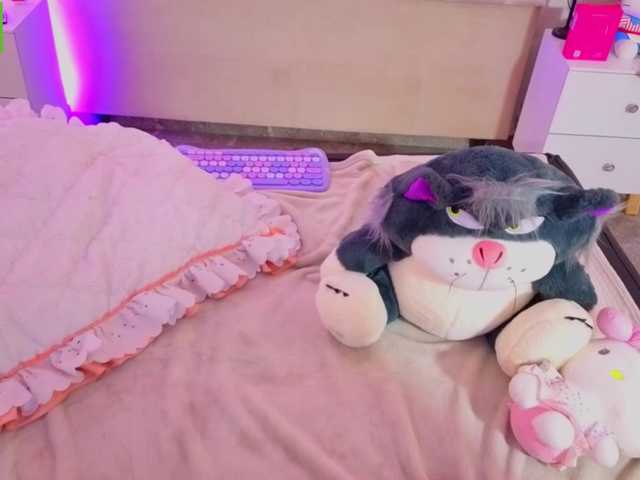 MARIANNA-TAY live cam on BongaCams