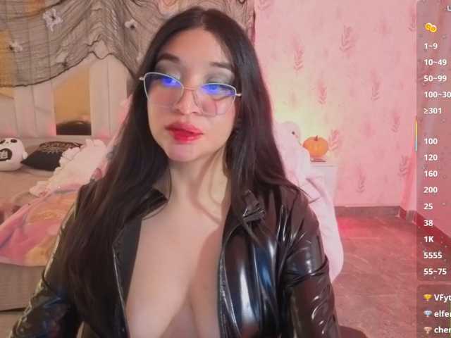 MARIANNA-TAY live cam on BongaCams