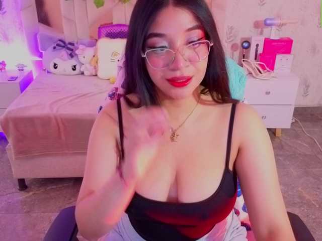 MARIANNA-TAY live cam on BongaCams