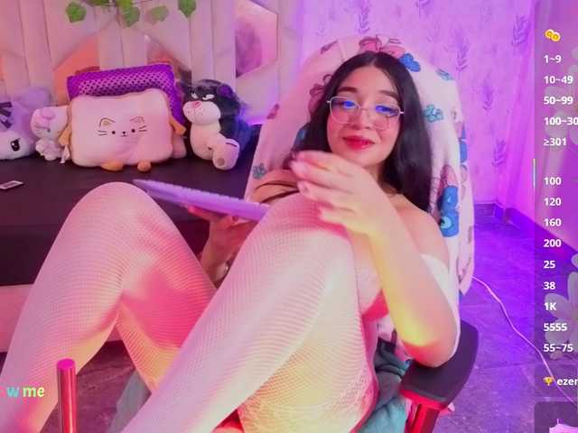 MARIANNA-TAY live cam on BongaCams